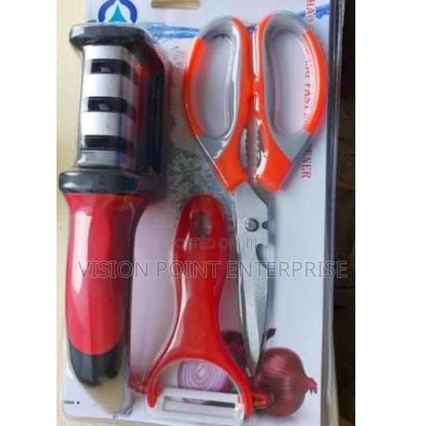 3 In1 Sharpener,Peeler and Scissors - main view