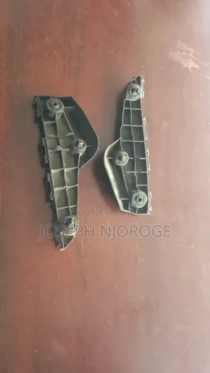 Axio/Fielder 161 Bumper Slide