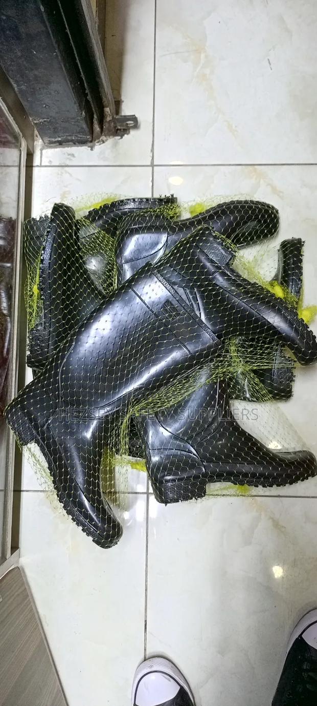 High Quality Light Duty Gumboots - main view