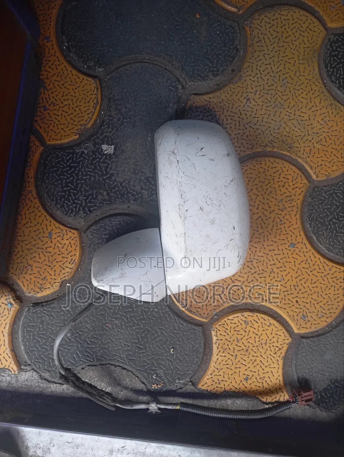 Nissan Tiida Sidemirror