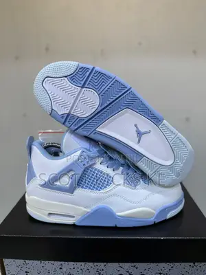 Jordan 4 Retro "Forget Me Not"