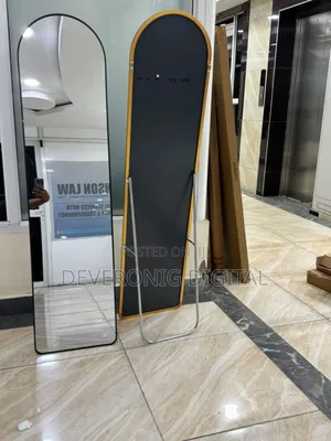889-1
151cm *41*7cm
Mini Classy Arched Aluminum Full Length Mirror