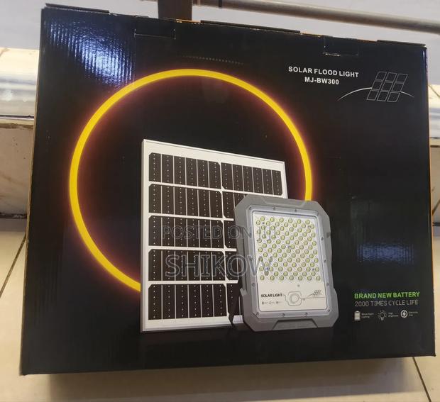 Solar Floodlight With Hidden Camera 300w - main view