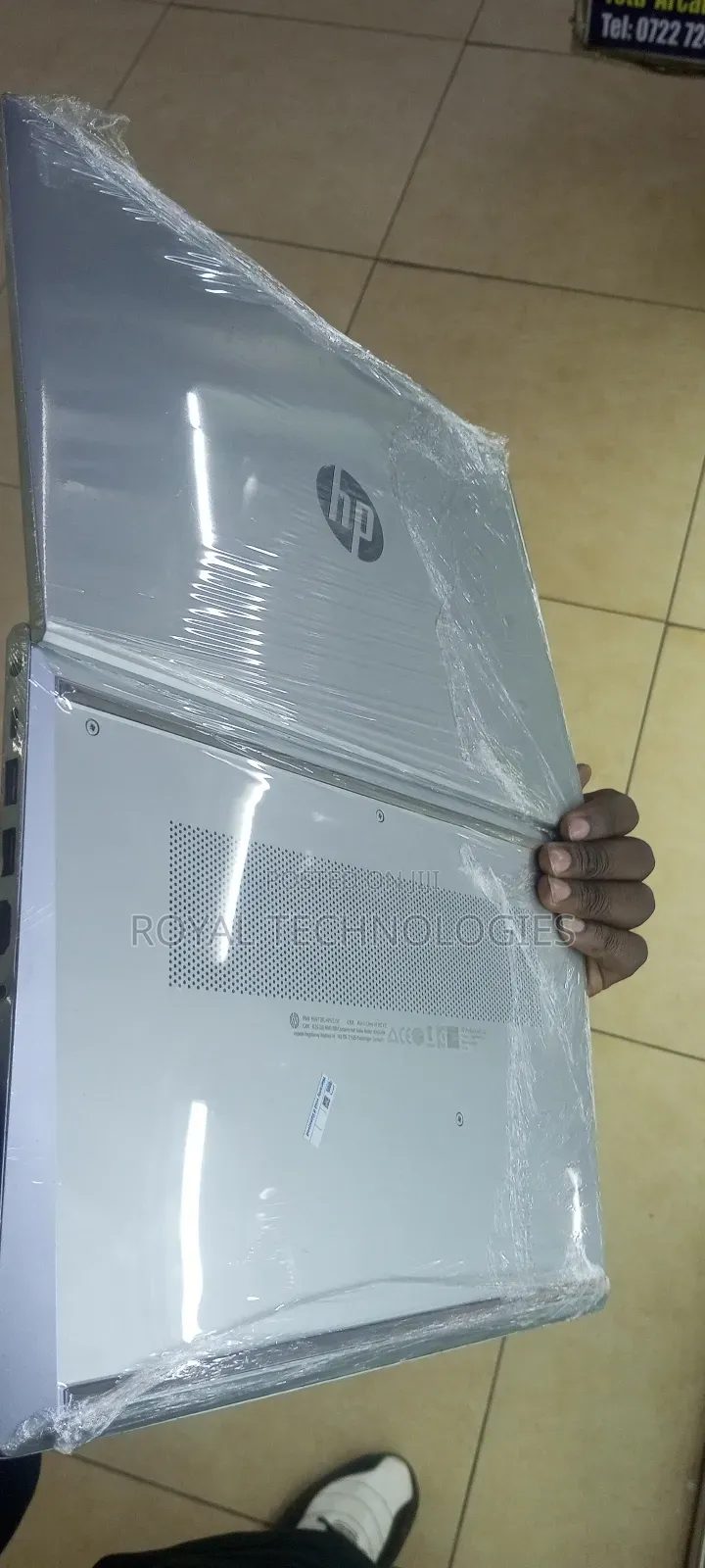 Laptop HP ProBook 440 8GB AMD Ryzen 5 SSD 256GB