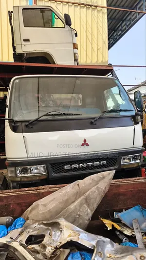 Mitsubishi Canter Hd Cabin Assembly