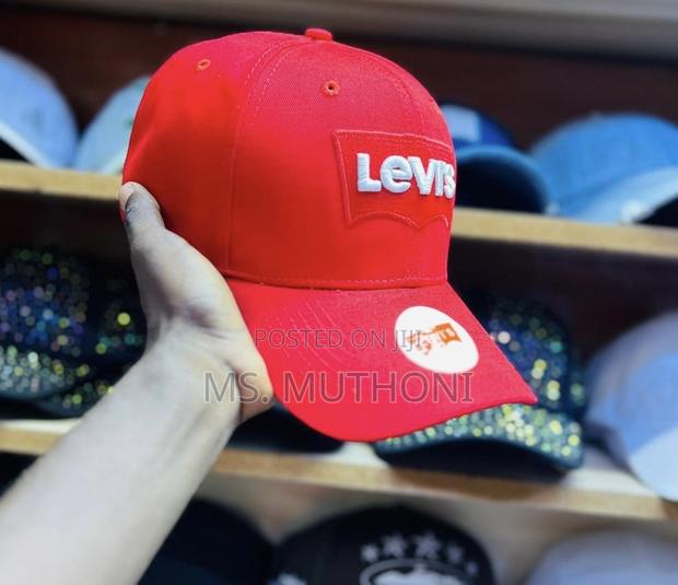 Levi’S Adjustable Baseball Caps  - thumbnail 3