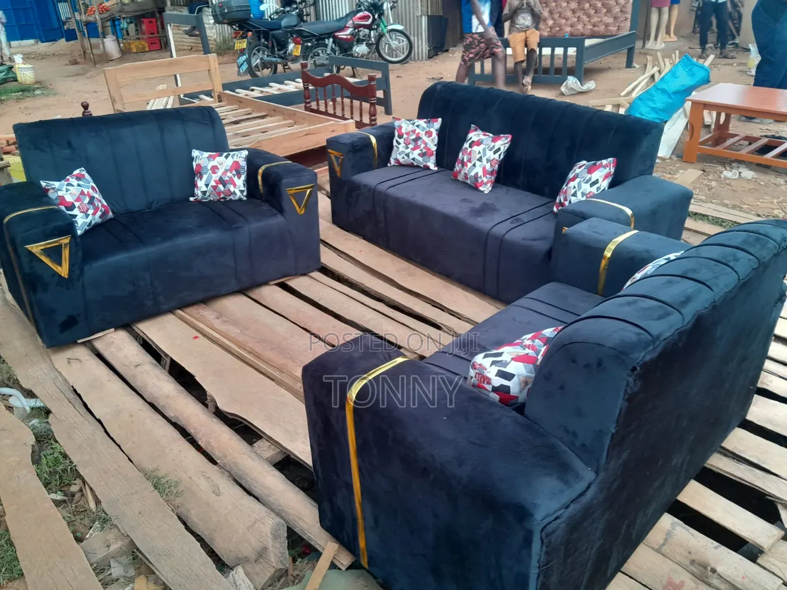 7-Seater Couch Ready Made