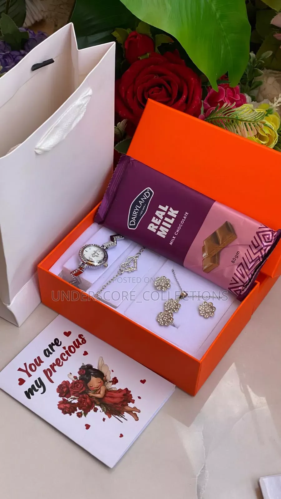 Necklace/Earrings Set Gift Box