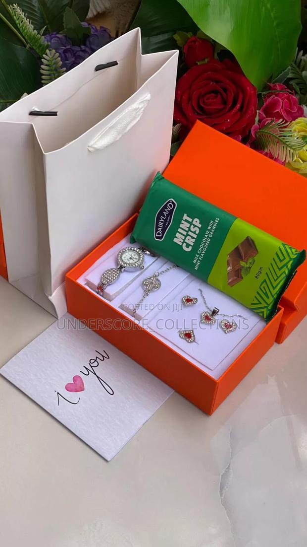 Necklace/Earrings Set Gift Box - thumbnail 9