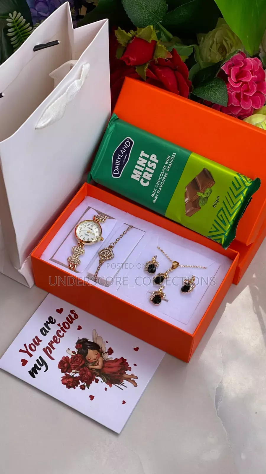 Necklace/Earrings Set Gift Box