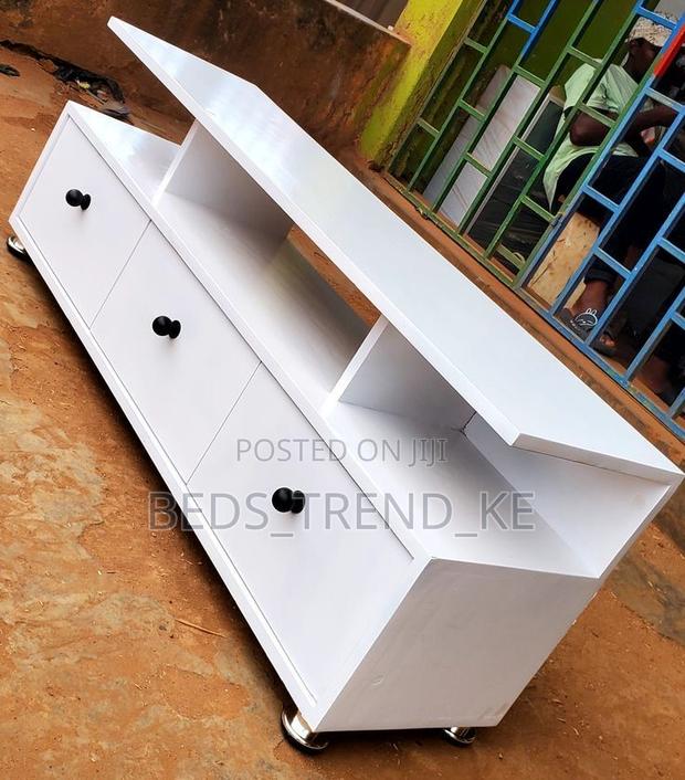 White Dope Tv Stand - main view