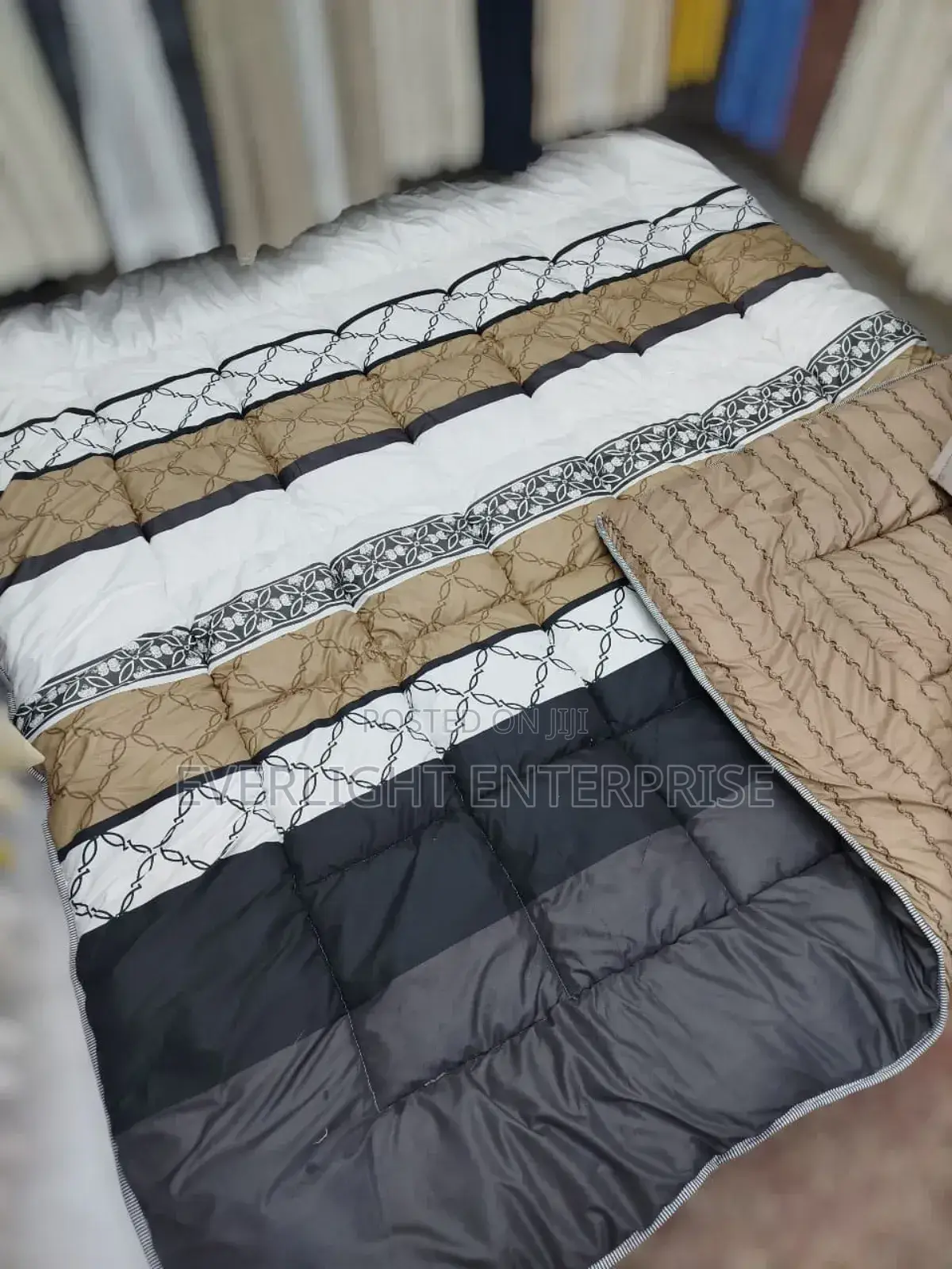Double Sided Heavy Cotton Binded Duvet