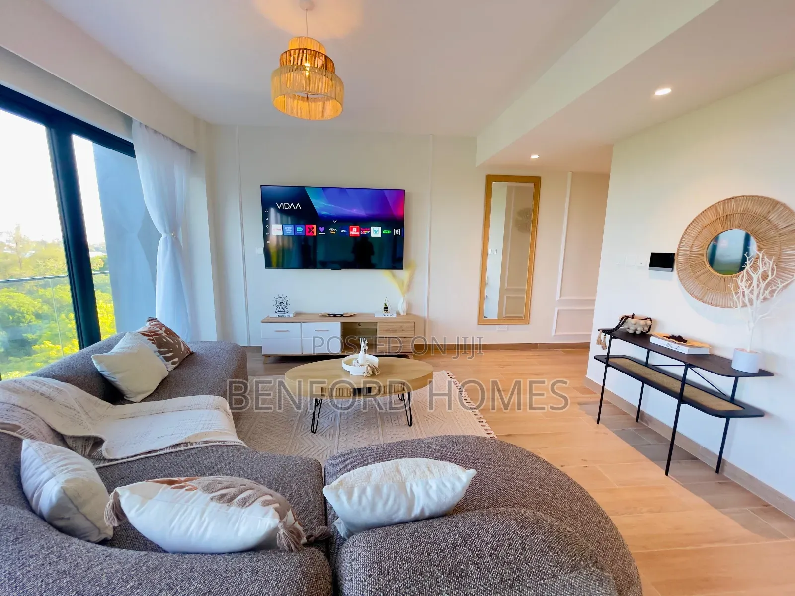 2 Bedroom Sea View Apartment for Short Term Let