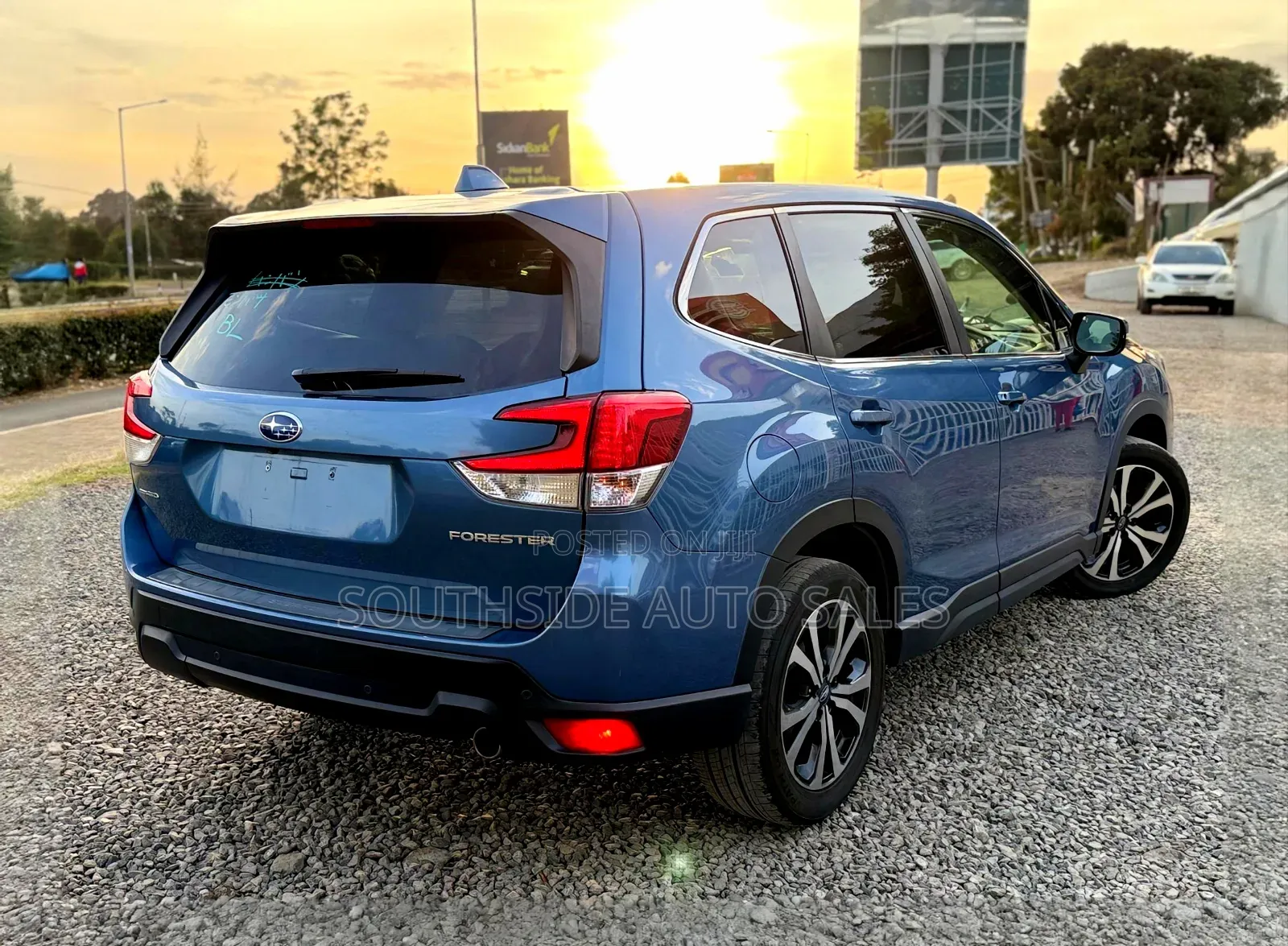 Subaru Forester Premium AWD 2019 Blue