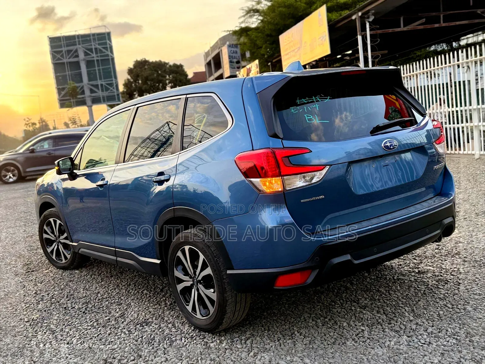 Subaru Forester Premium AWD 2019 Blue