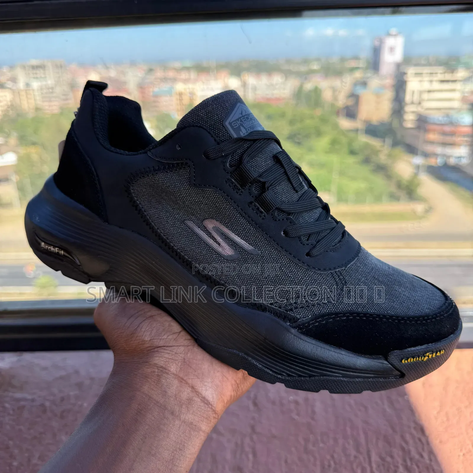 New Skechers  Sneakers