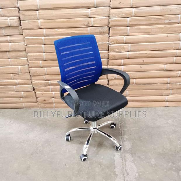 Midback Office Chair for Comfortable Sitting - main view