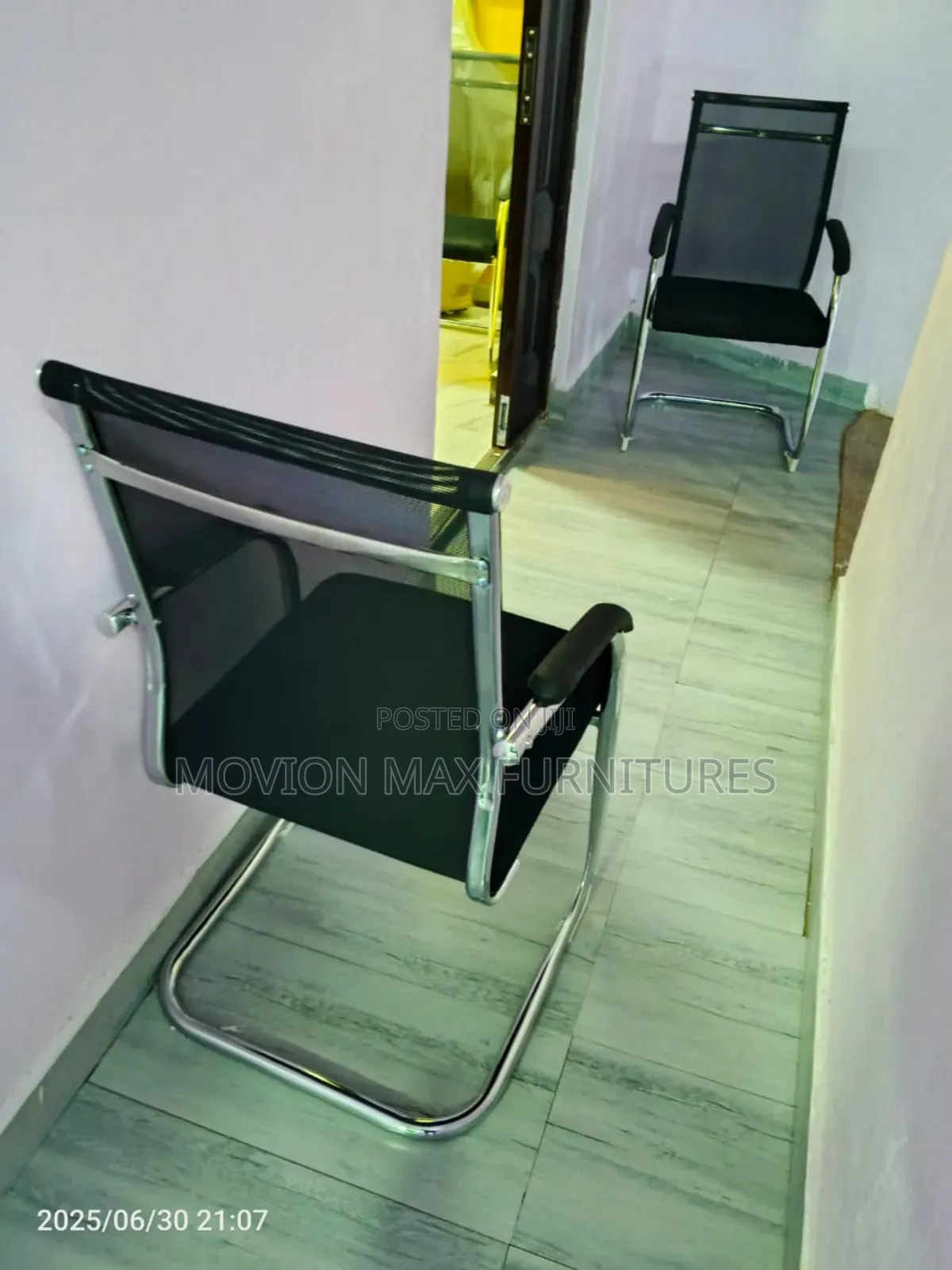Imported Waiting Chairs Office Chairs