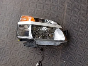 Voxy/Noah 2003 Headlight