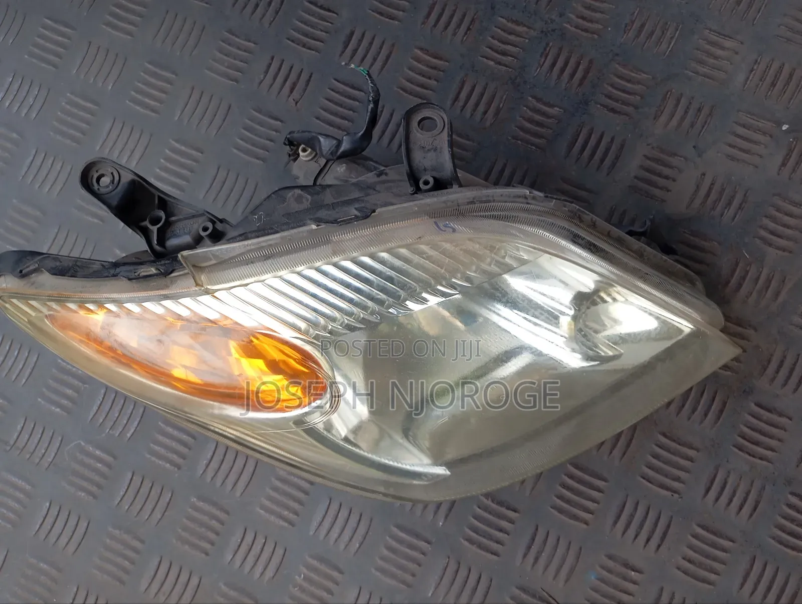 Ist Old Model Headlight