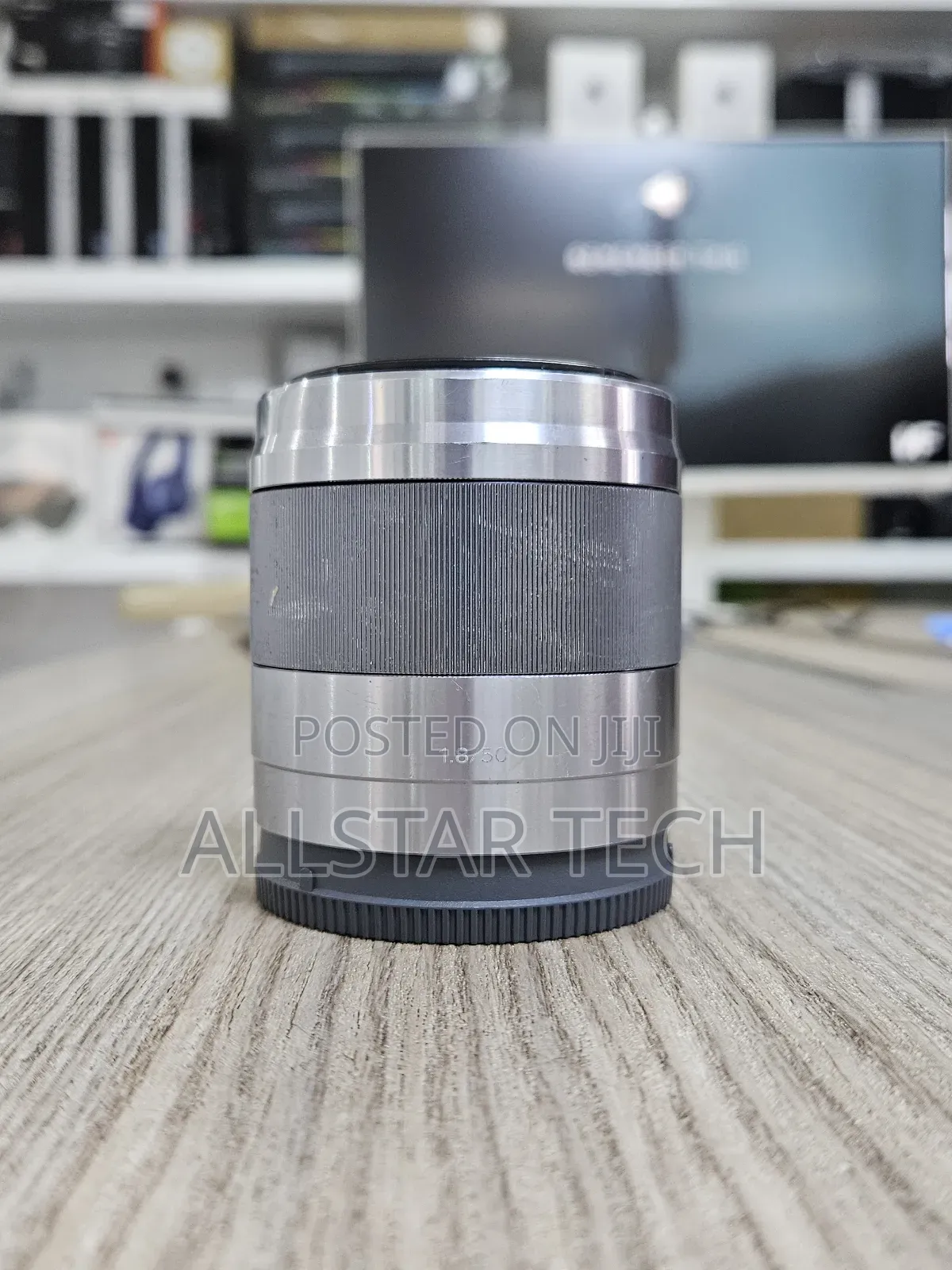 Sony E -Mount 50mm F/1.8 Oss