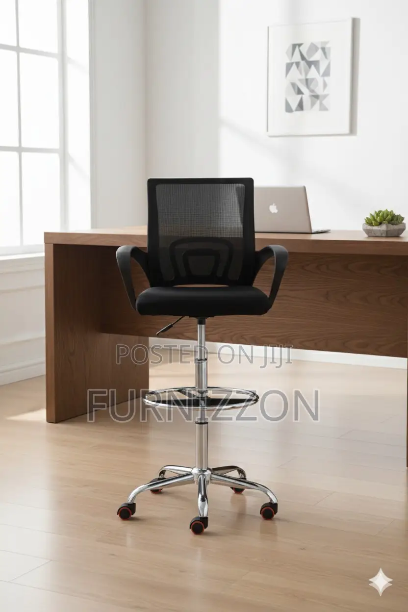 Mesh Back Height Adjustable Counter Chair for Business Use
