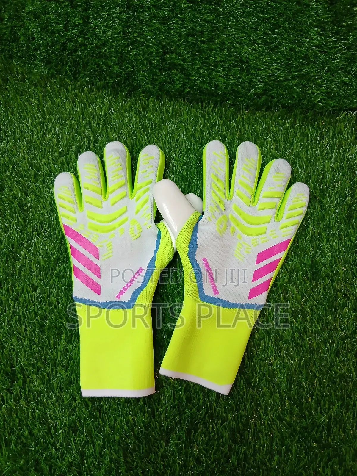 Predator Neon Save Goalkeeper Gloves
