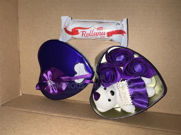 Valentine Gift Idea. Birthday Gift Idea. Chocolate + Giftbox
