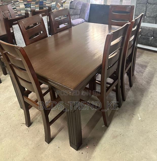 Fancy Wooden 6 Seater Dining Set