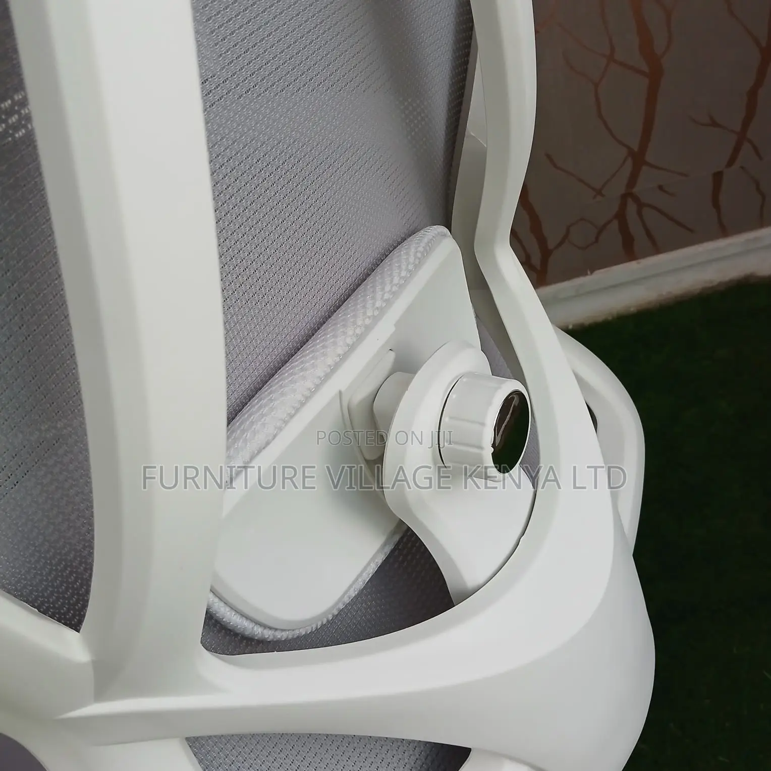 Office Chairs: High-back White Orthopedic Office Seat