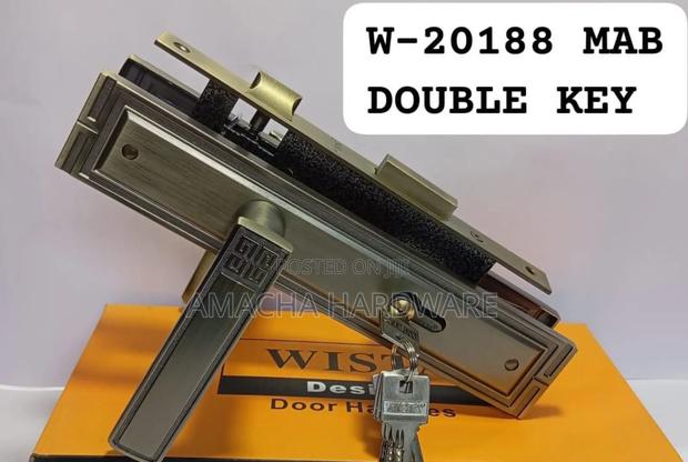 Double Key (W-21088 Mab) - main view