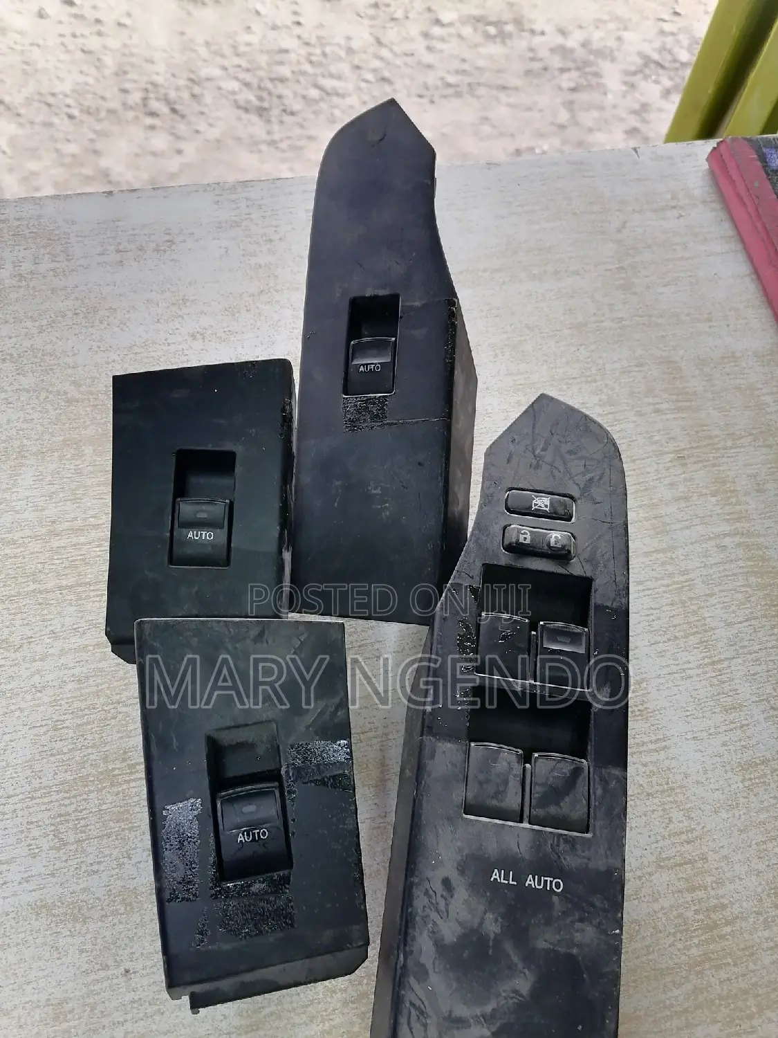 Door Switches for Auris New Model