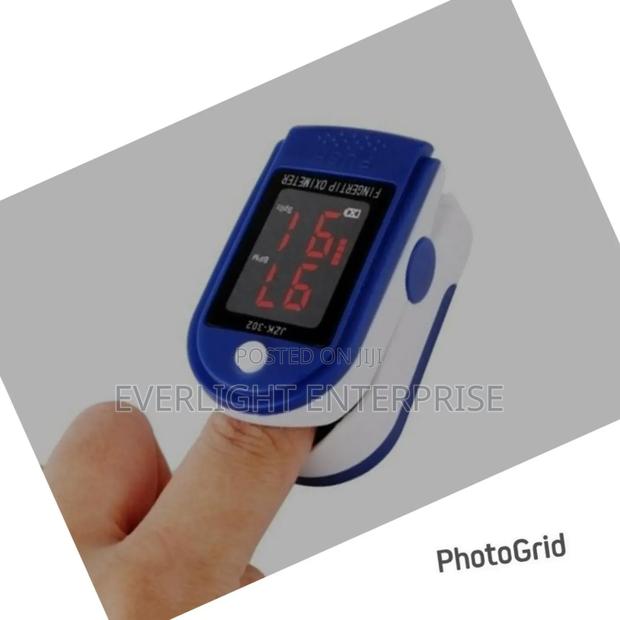Finger Tip Pulse Oximeter - thumbnail 2