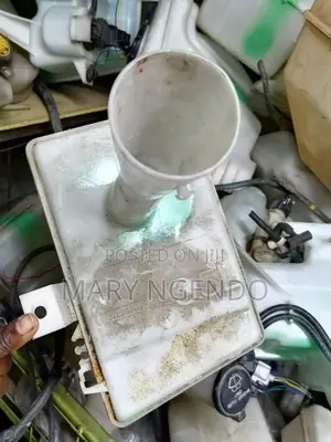 Washer Bottle for Nissan B15