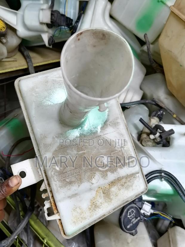Washer Bottle for Nissan B15 - thumbnail 3