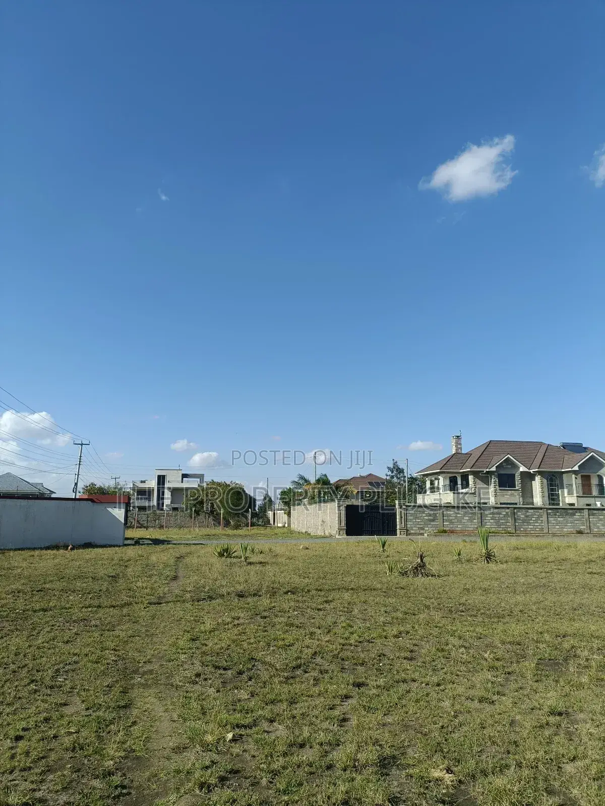 50 by 100 Plot for Sale in Katani