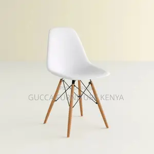 Armless Plastic Eames Dining Chair