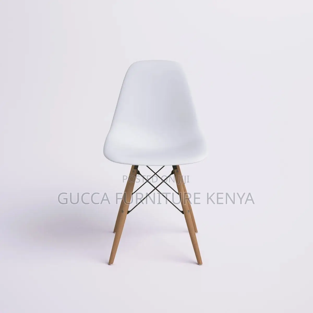 Armless Plastic Eames Dining Chair