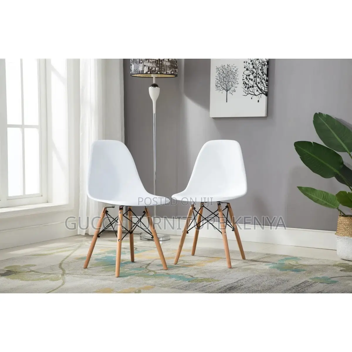 Armless Plastic Eames Dining Chair