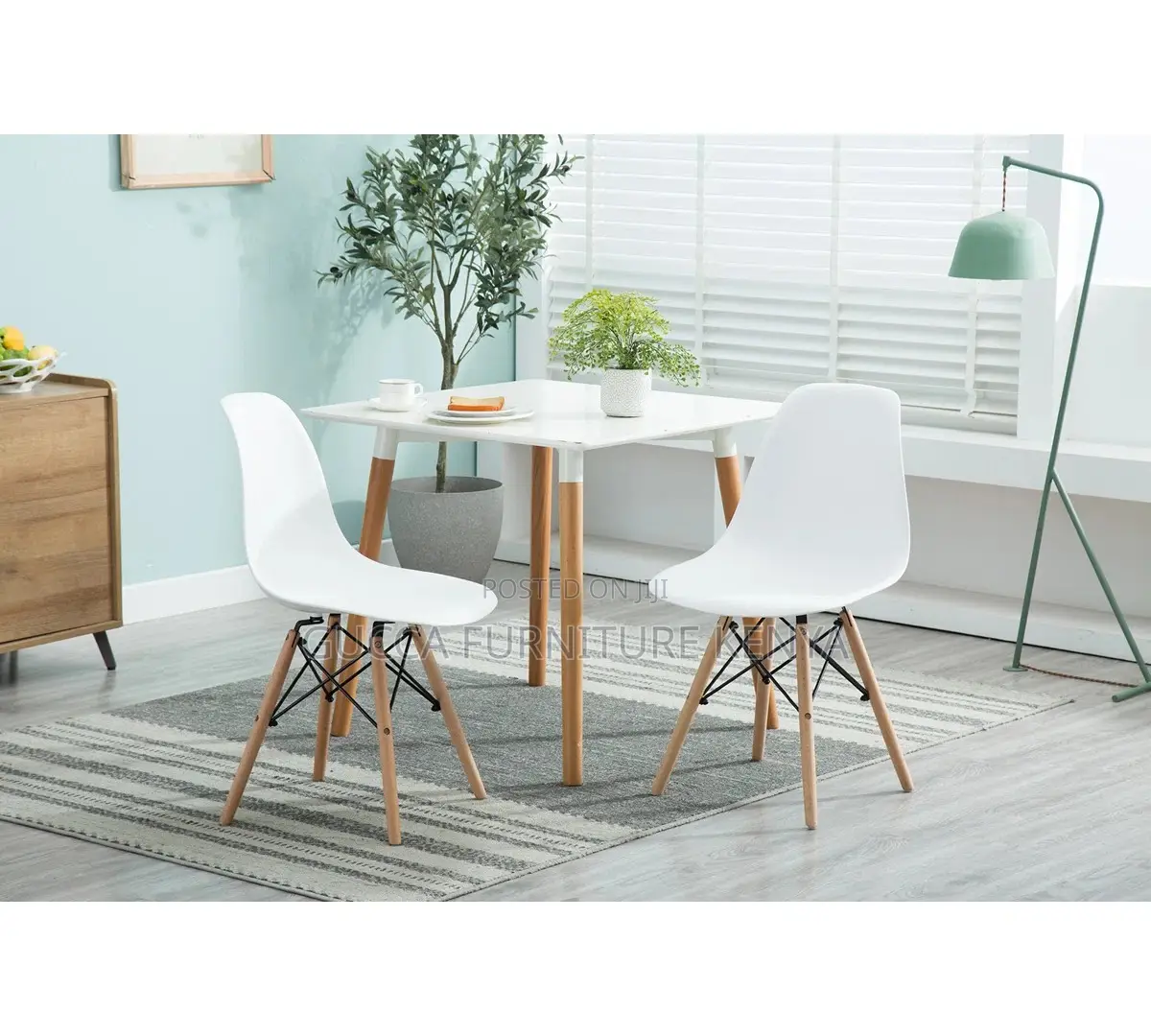 Armless Plastic Eames Dining Chair
