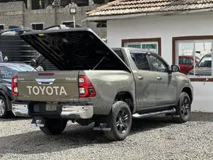 Toyota Hilux Revo Double Cab Deisel 2.4 AWD 2021 Brown