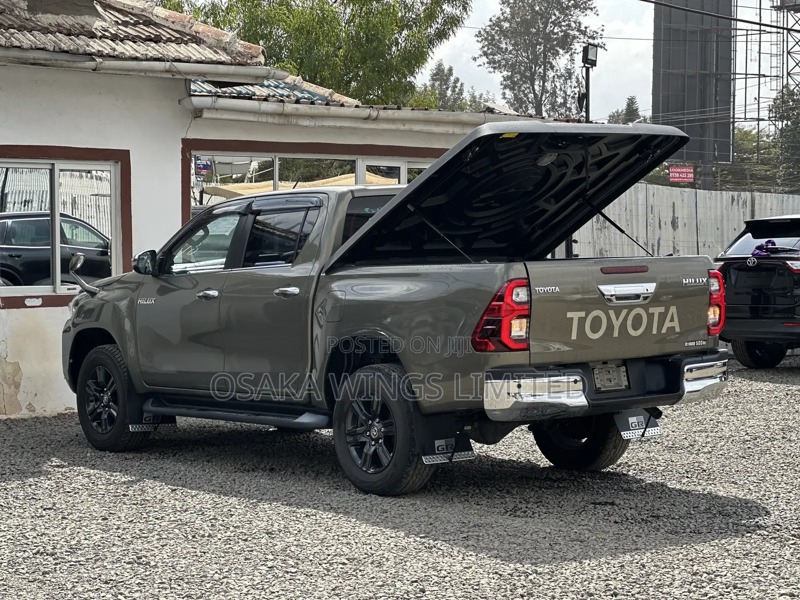 Toyota Hilux Revo Double Cab Deisel 2.4 AWD 2021 Brown