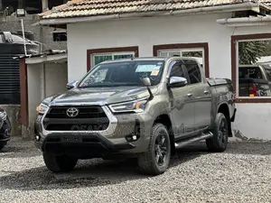 Toyota Hilux Revo Double Cab Deisel 2.4 AWD 2021 Brown