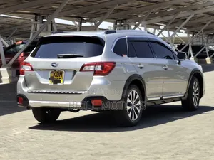 Subaru Outback 2016 Gold