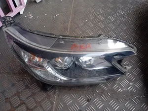 Honda Cr-v Rm Headlight Non Zenon