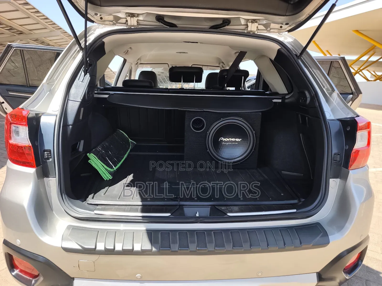 Subaru Outback 2016 Gold