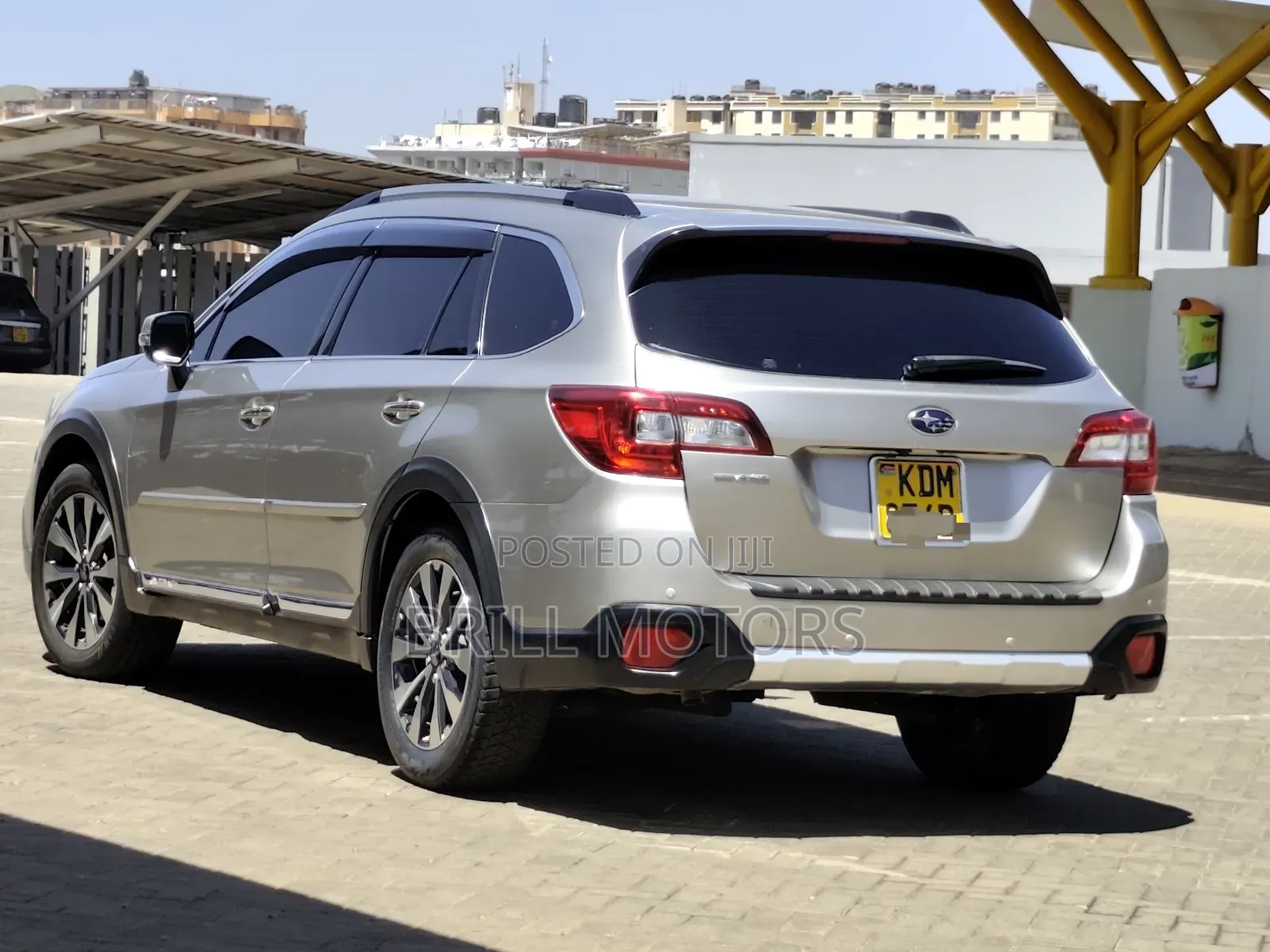 Subaru Outback 2016 Gold