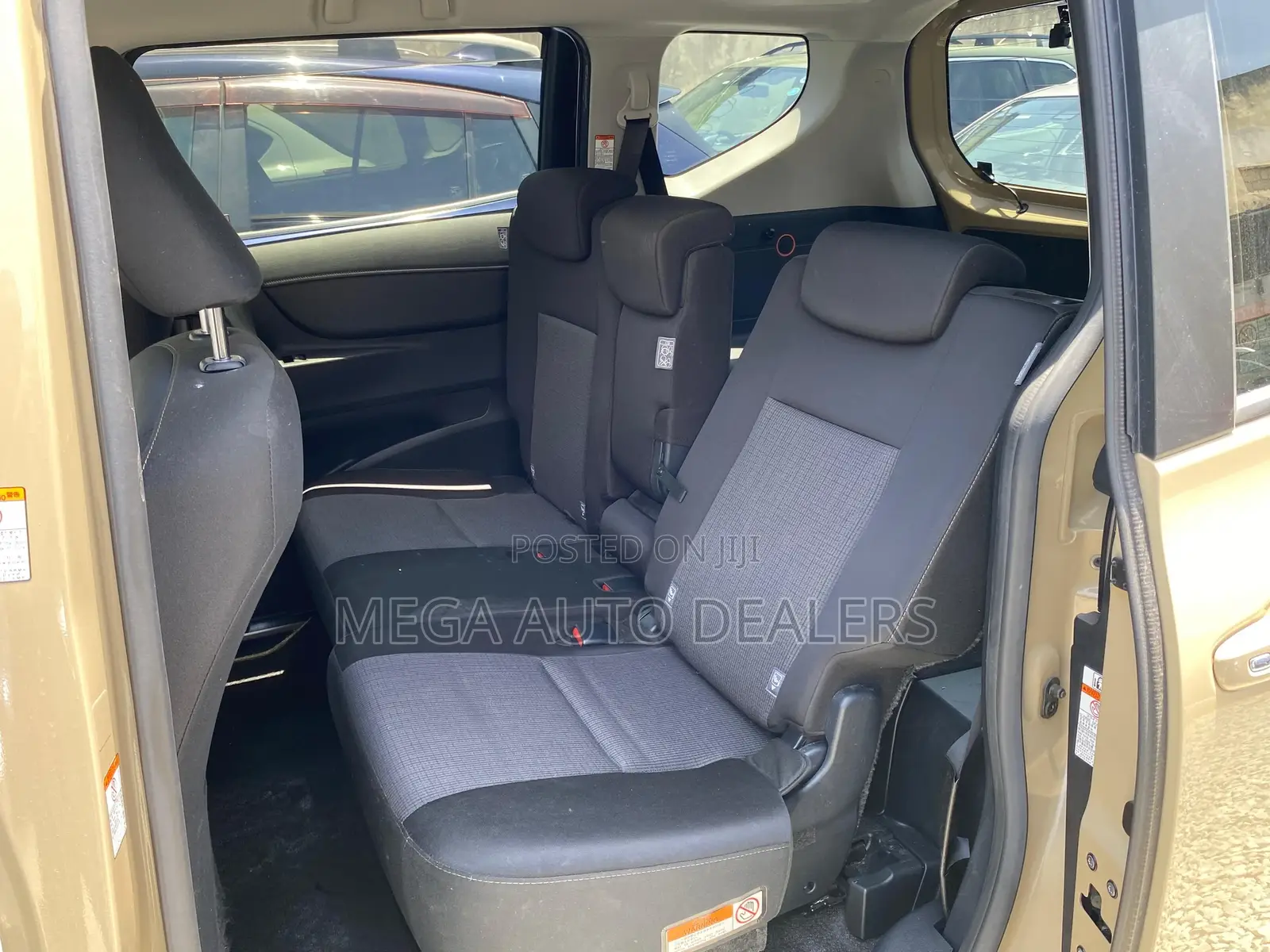 Toyota Sienta 2020