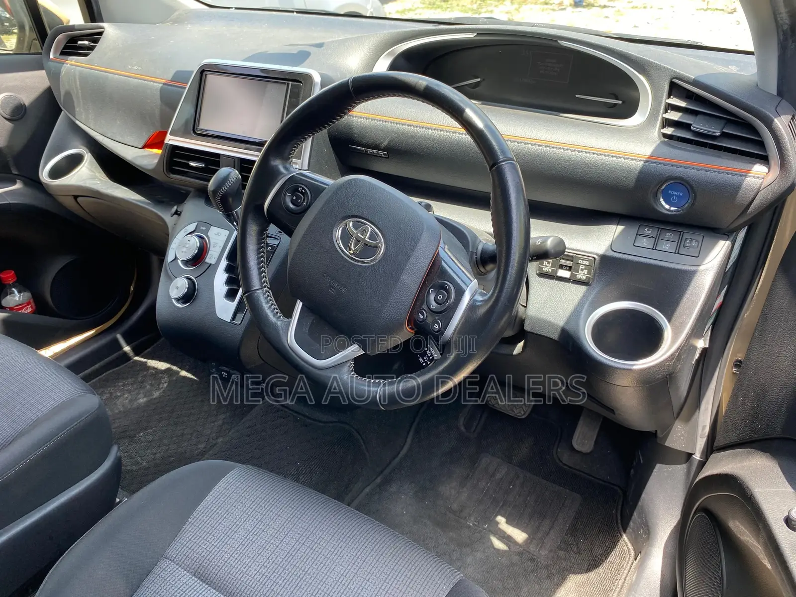 Toyota Sienta 2020