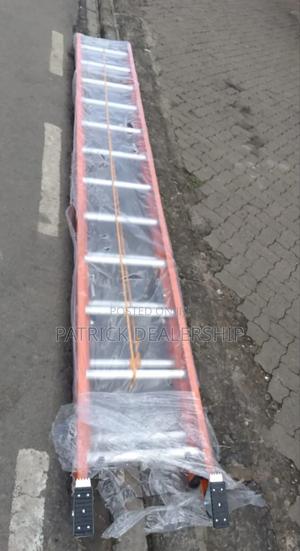 Fibre Glass Extension Ladder - thumbnail 2